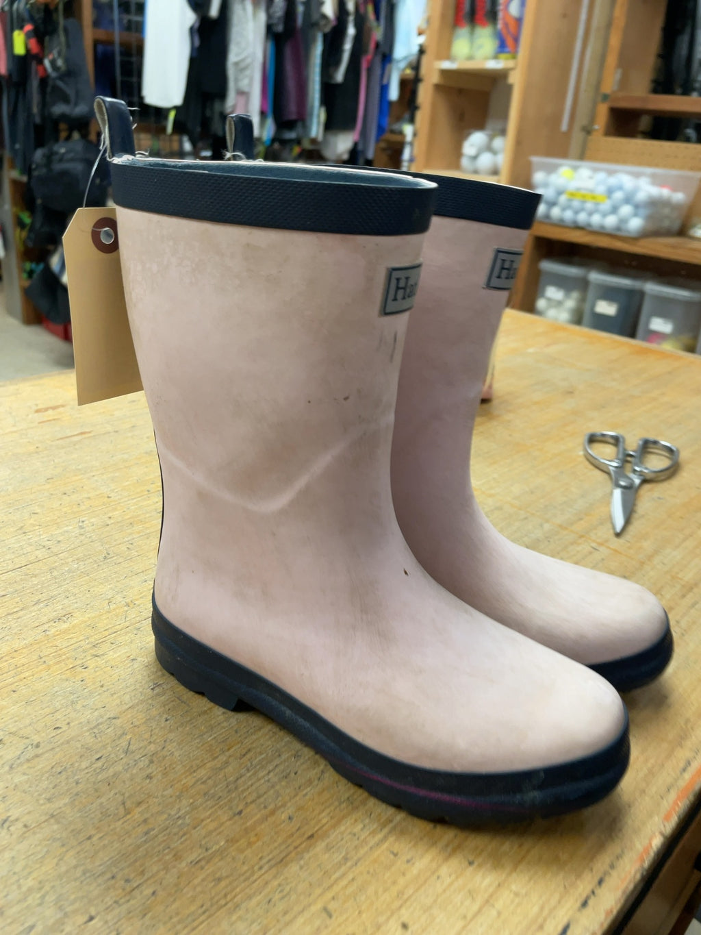Hatley Rain Boots Size 2 Pink