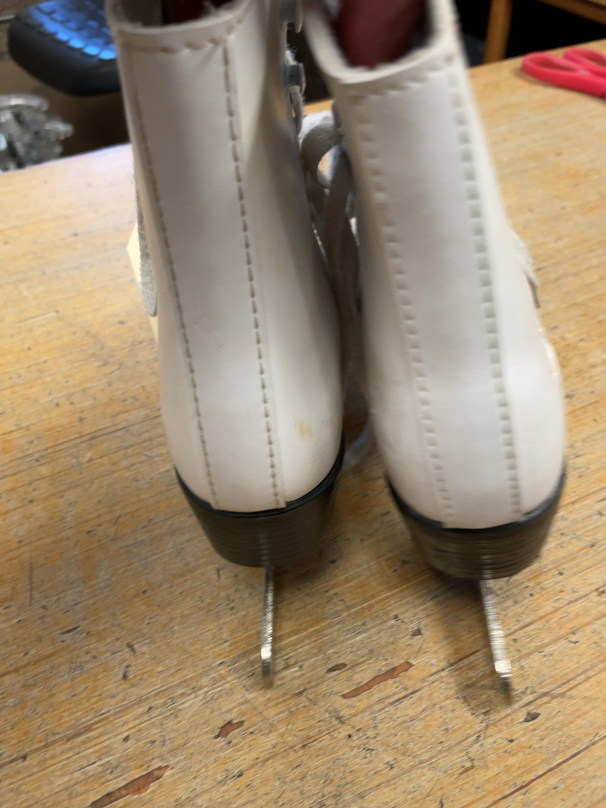 CCM Jamie Salé & David Pelletier Figure Skates Size 1