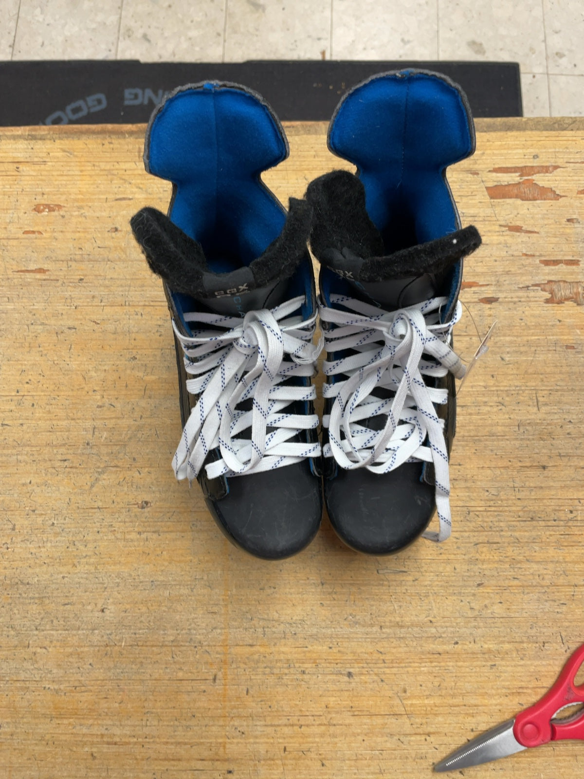 Flite CGX-85 Size 4 Ice Hockey Skates