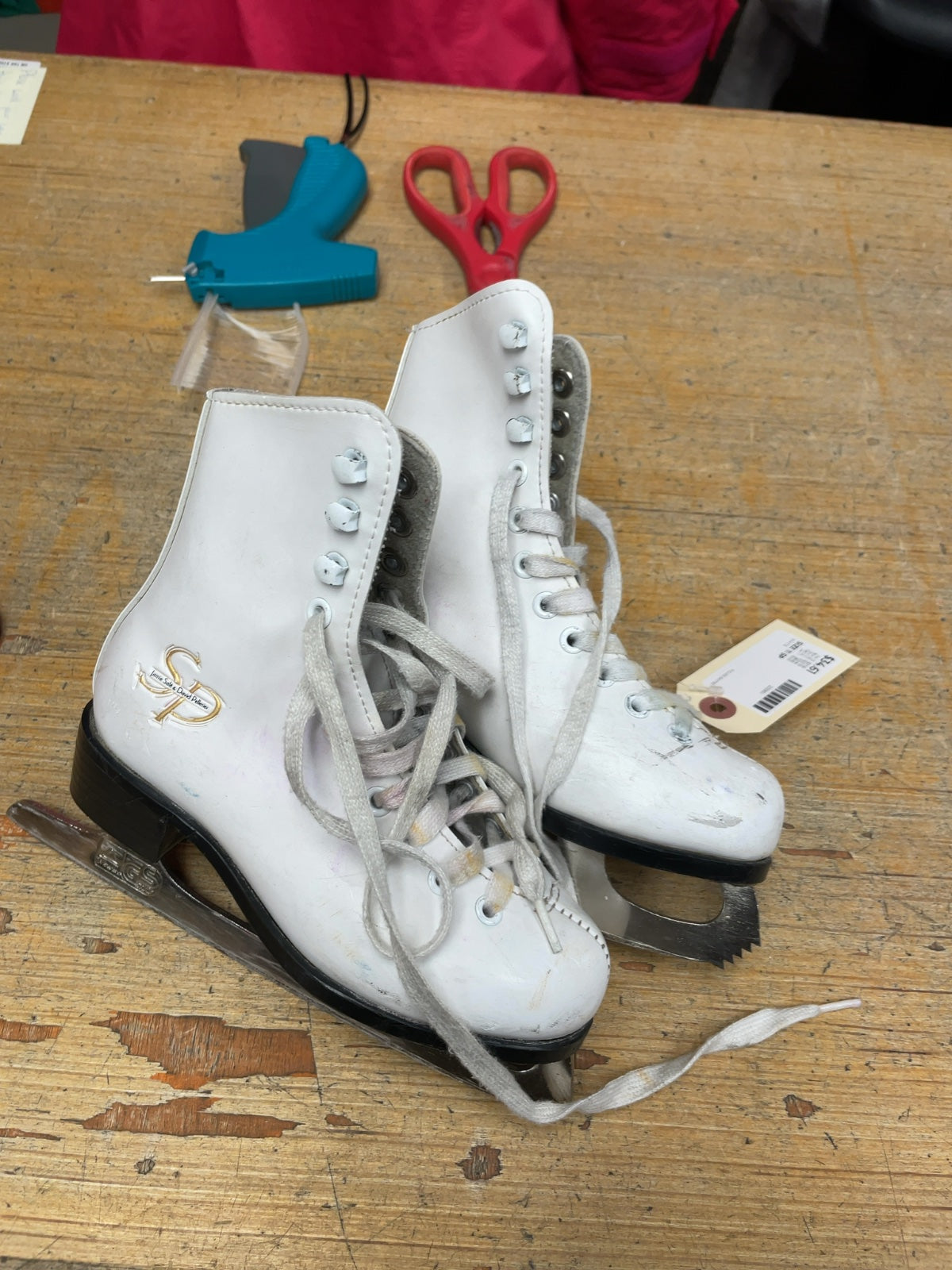 SP Jamie Sale & David Pelletier Size 11 Figure Skates White