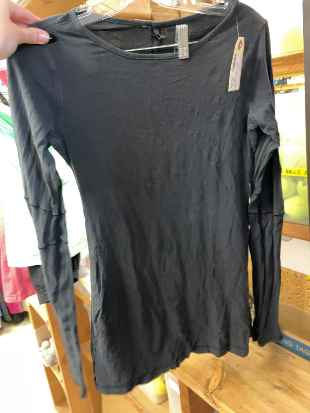 lululemon athletica Long Sleeve Shirt Size 4/6 Black