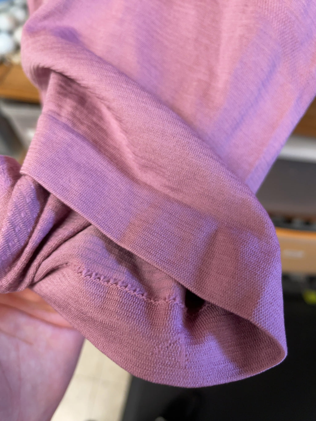 Lululemon Swiftly Tech Short Sleeve Size 4 Pink T-Shirt