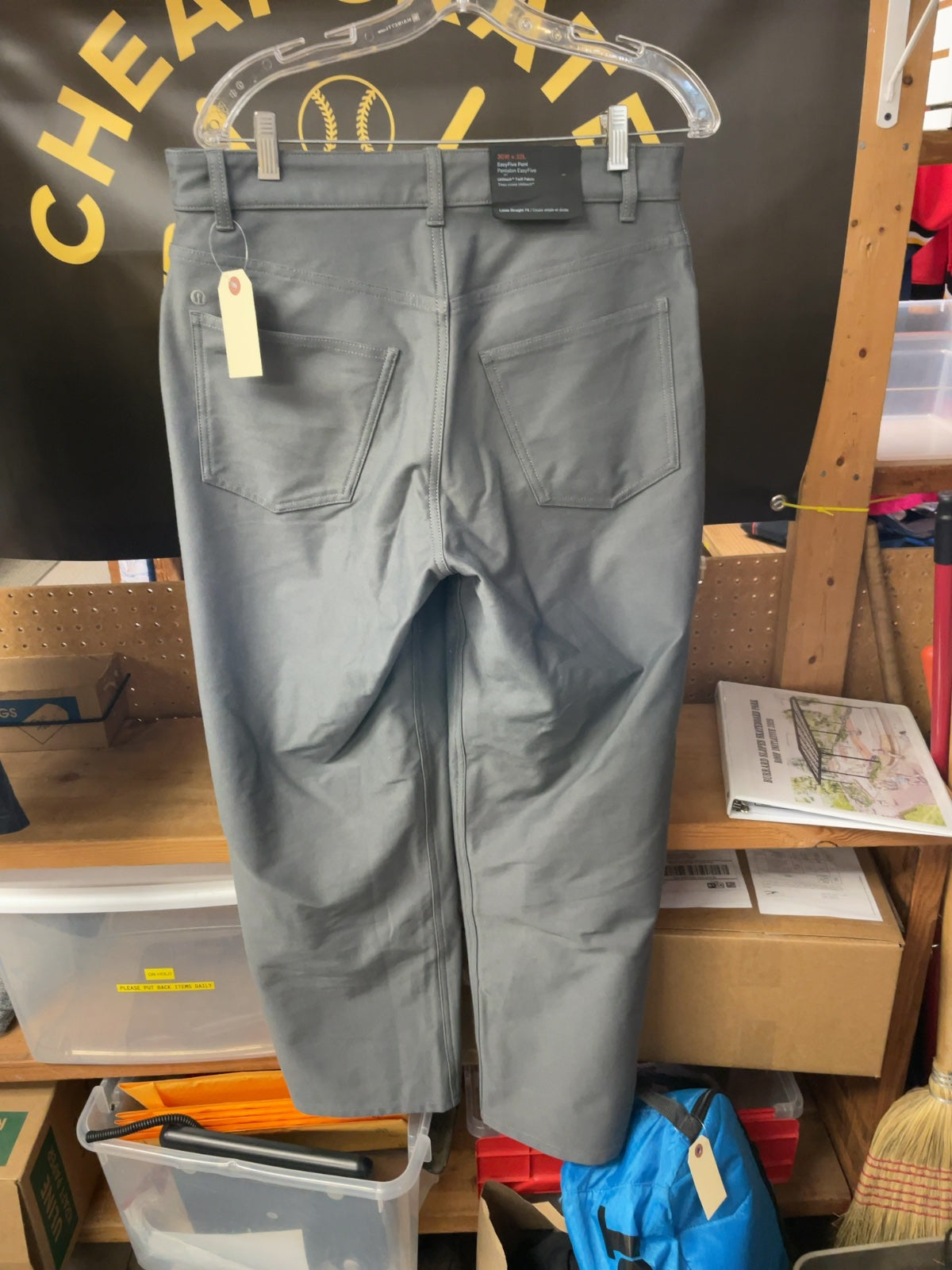 Lululemon EasyFive Pant 30W x 32L Loose Straight Fit Utilitech Twill