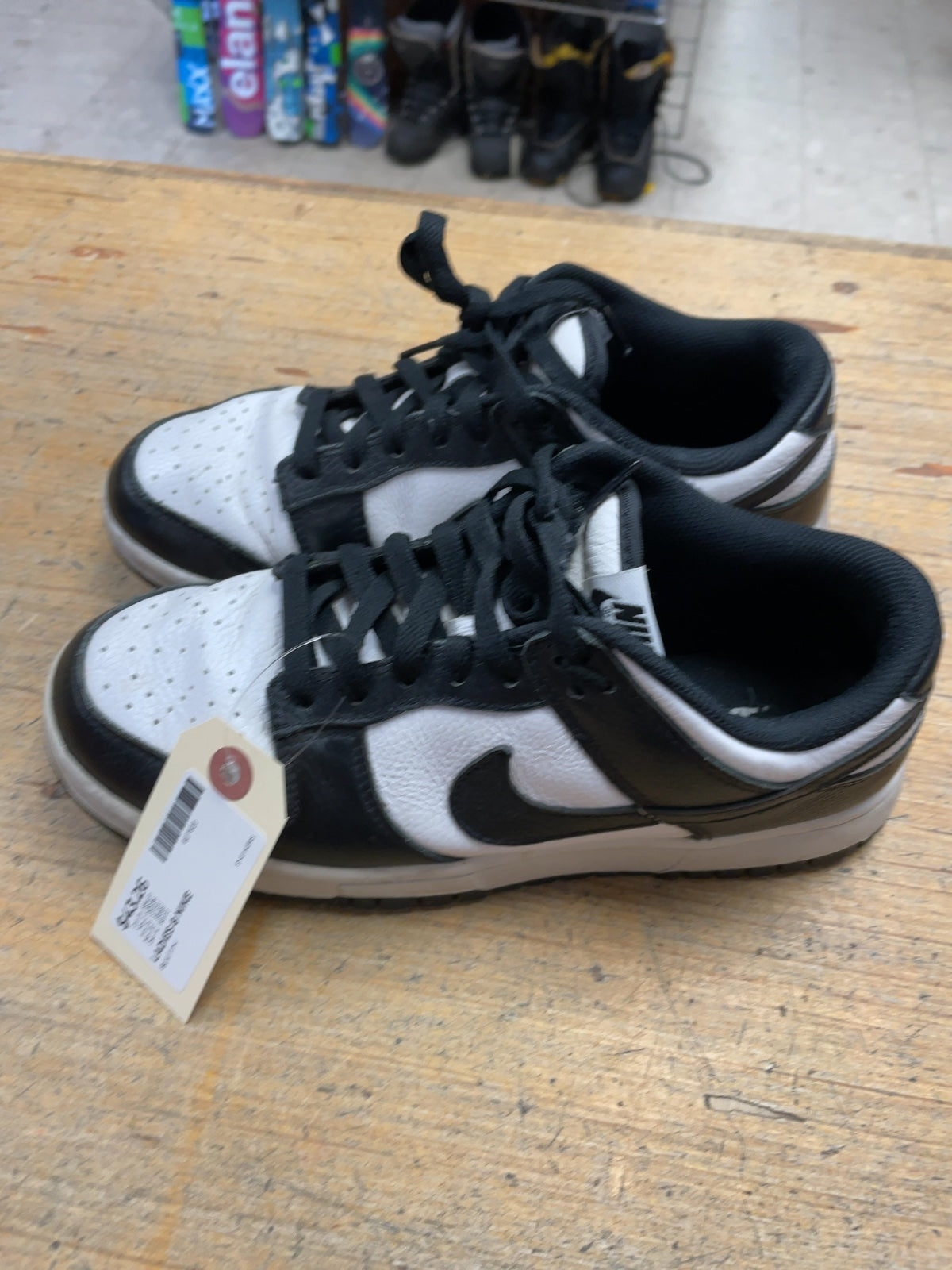 Nike Dunk Low Next Nature Size 8 US White Black Panda