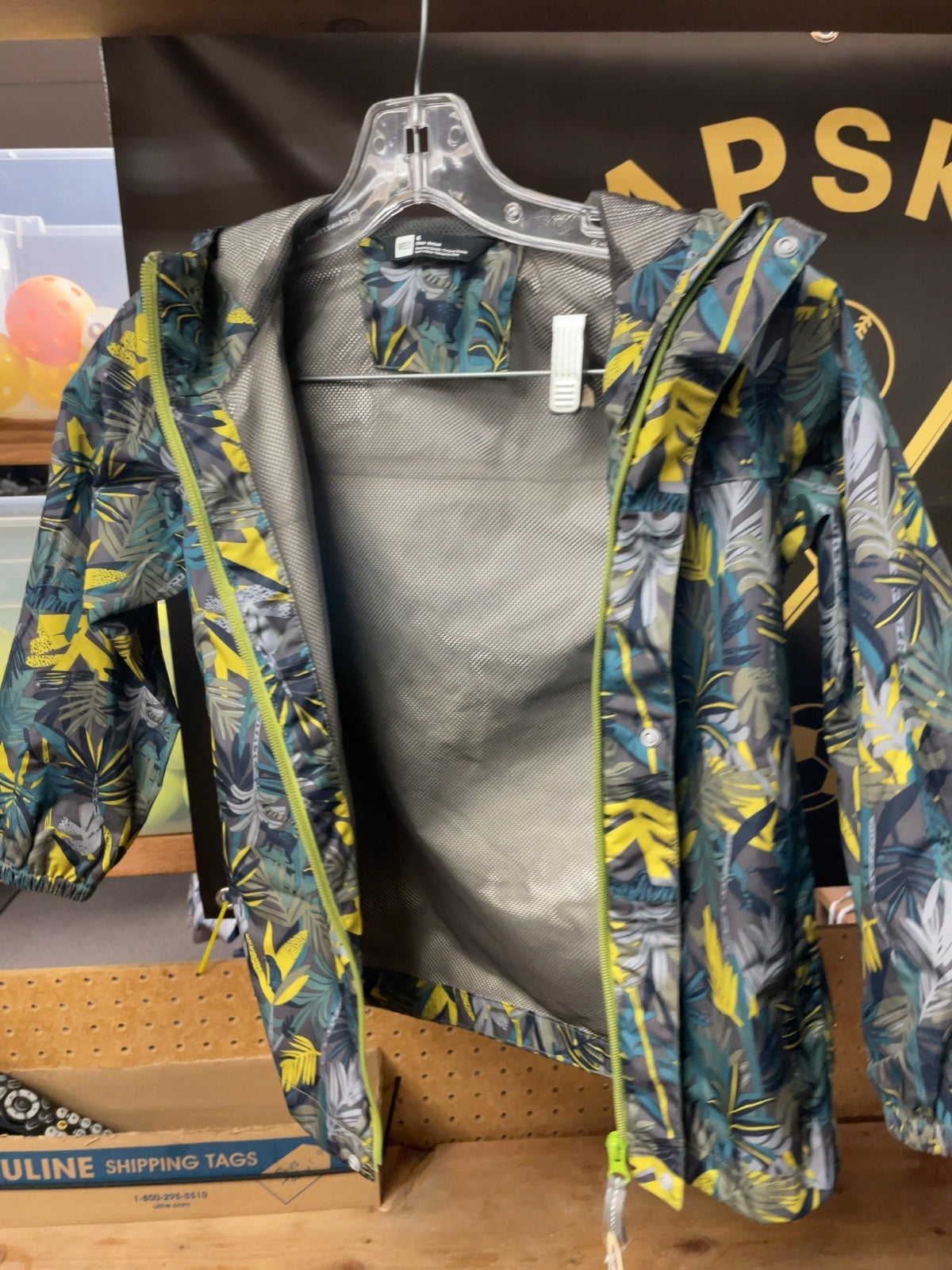 MEC Rain Jacket Size 6 Child