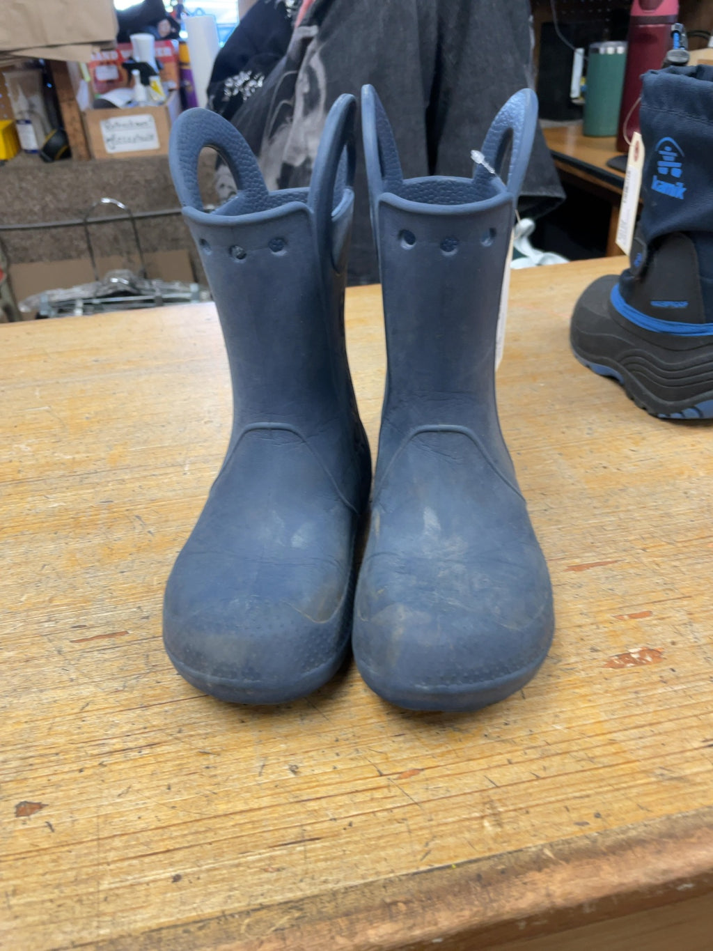 Crocs Handle It Rain Boots Size 13C Blue