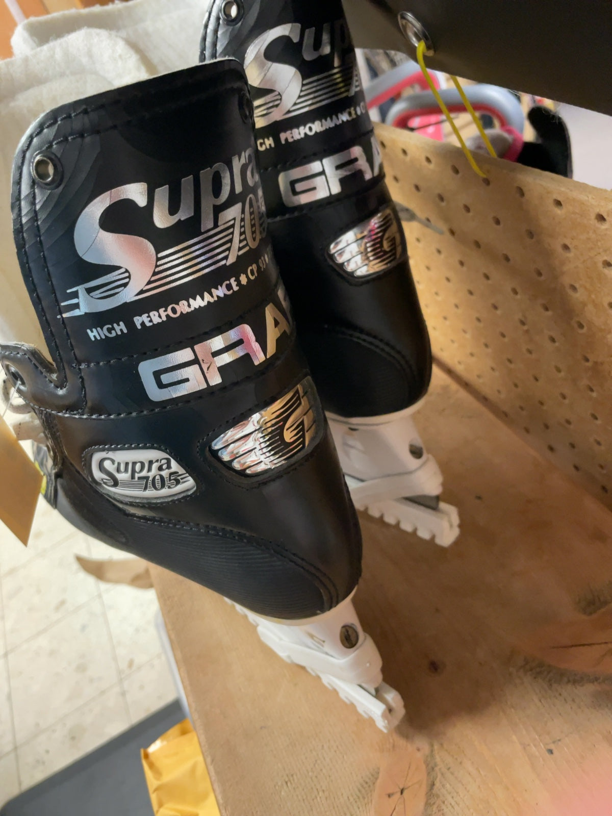 Graf Supra 705 Size 10.5 Hockey Skates