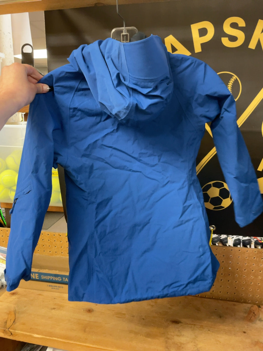 Mountain Equipment Company Size 8 Youth Recco Rain Jacket Blue