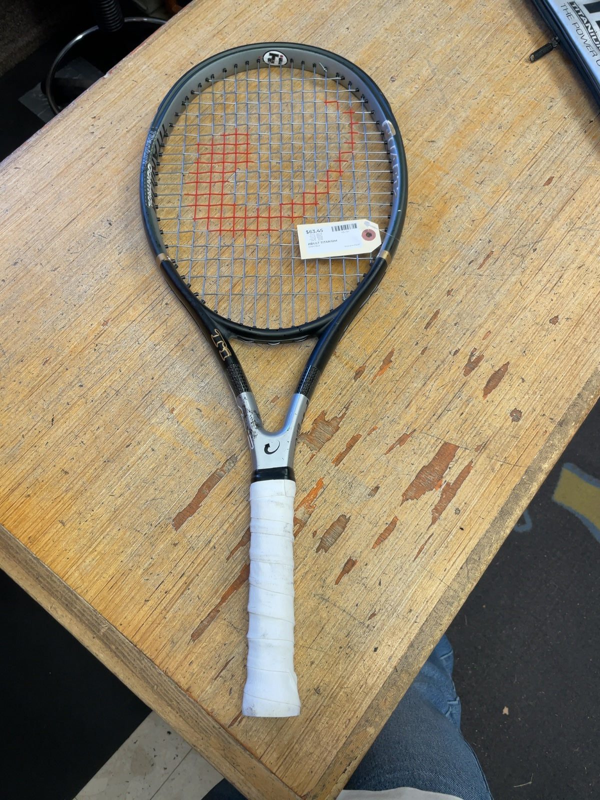 Titan Quartz Titanium 265 Tennis Racquet