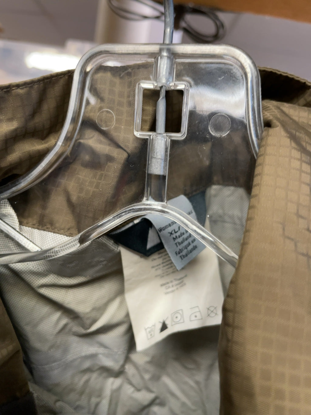 MEC Rain Jacket Size XL Brown