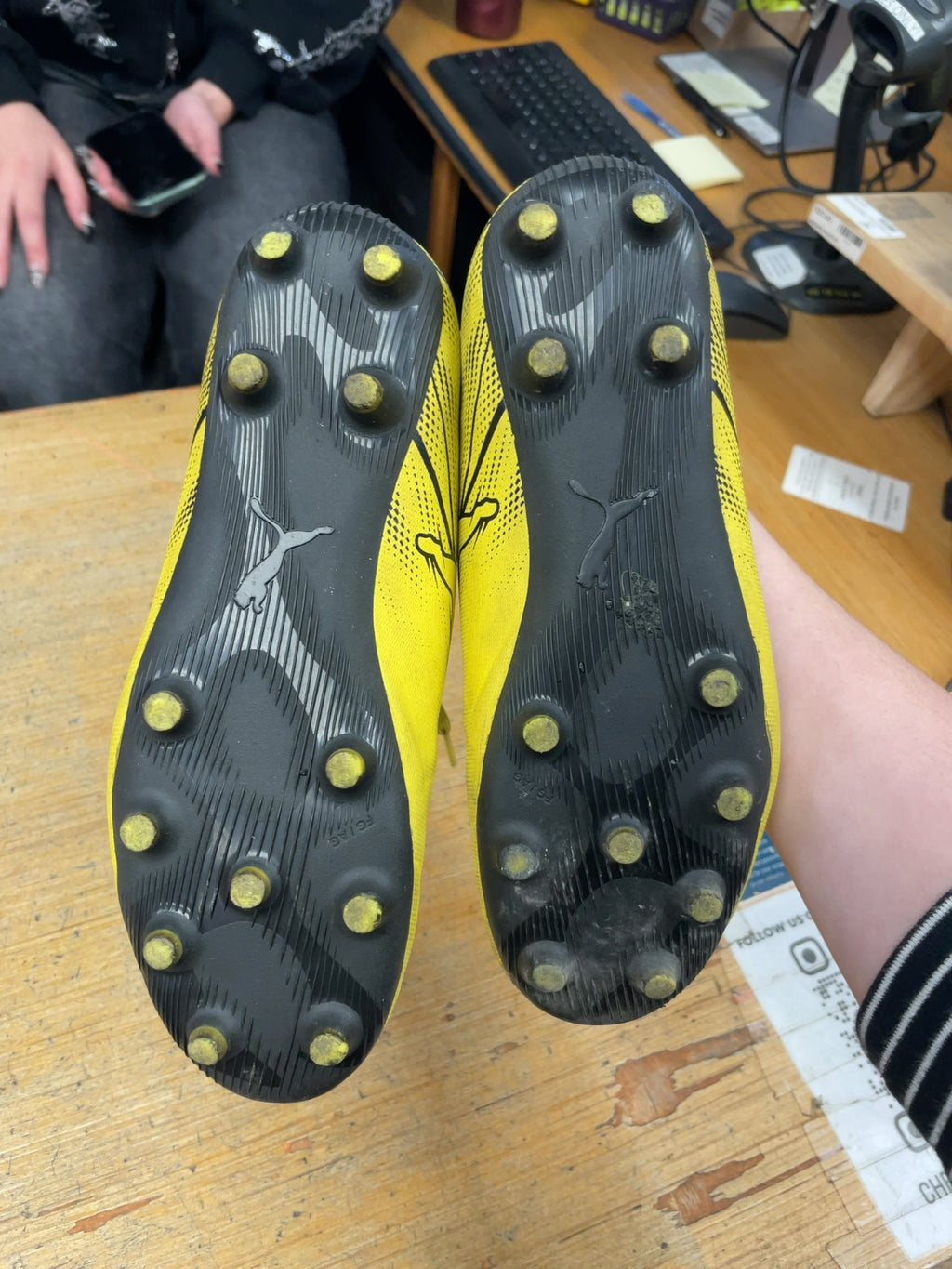 Puma Soccer Cleats Size 6.5