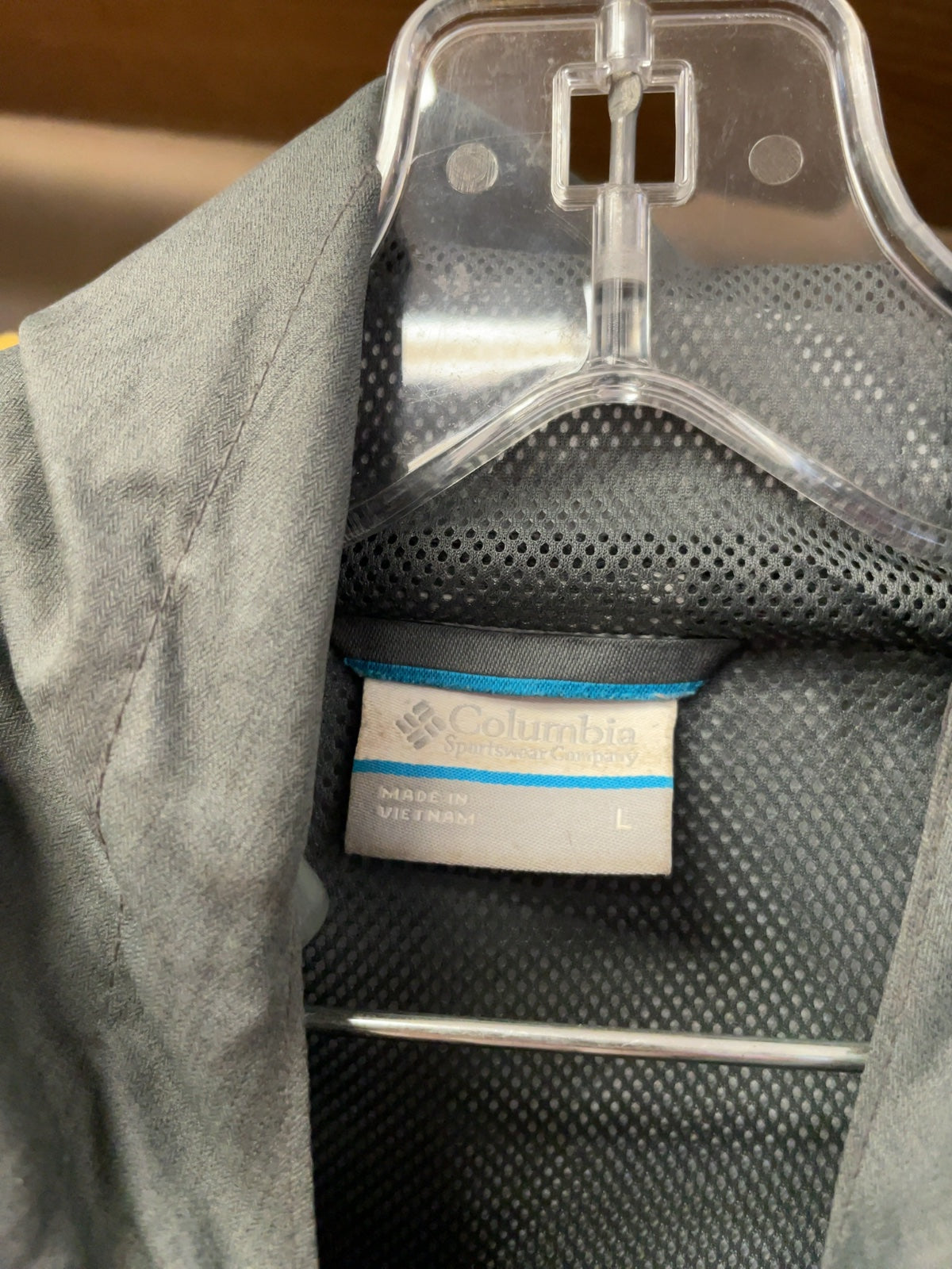 Columbia Hooded Rain Jacket Size L