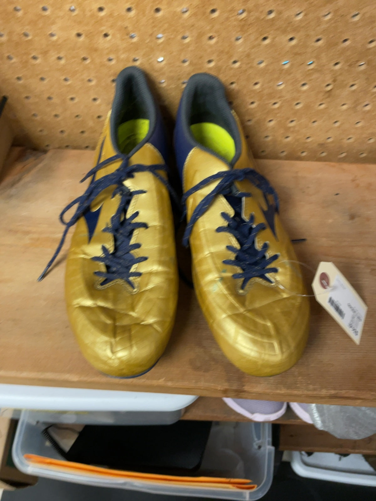 Mizuno Soccer Cleats Size 11 Gold/Purple