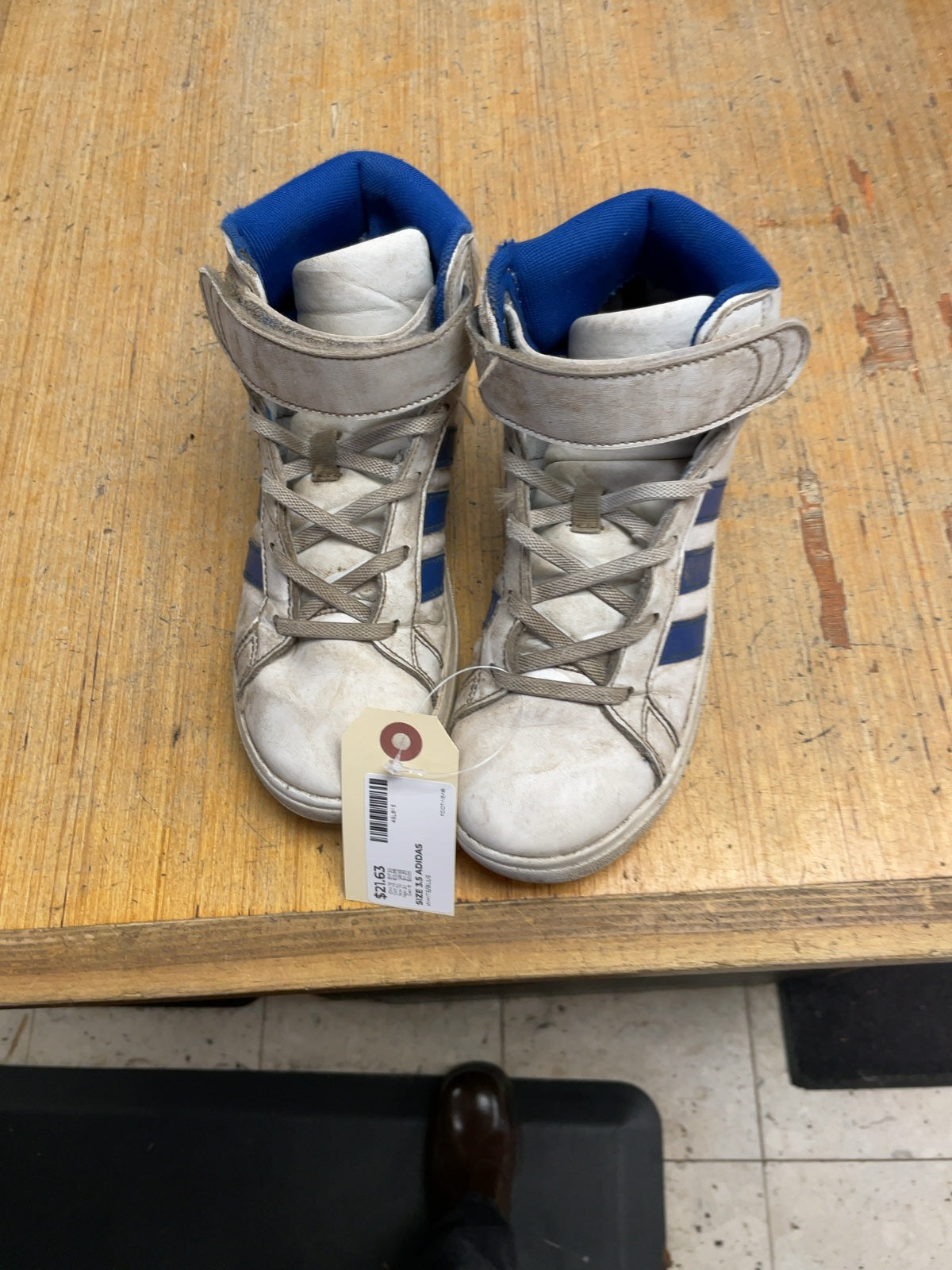 Adidas High Top Sneakers Size 3.5 US White/Blue