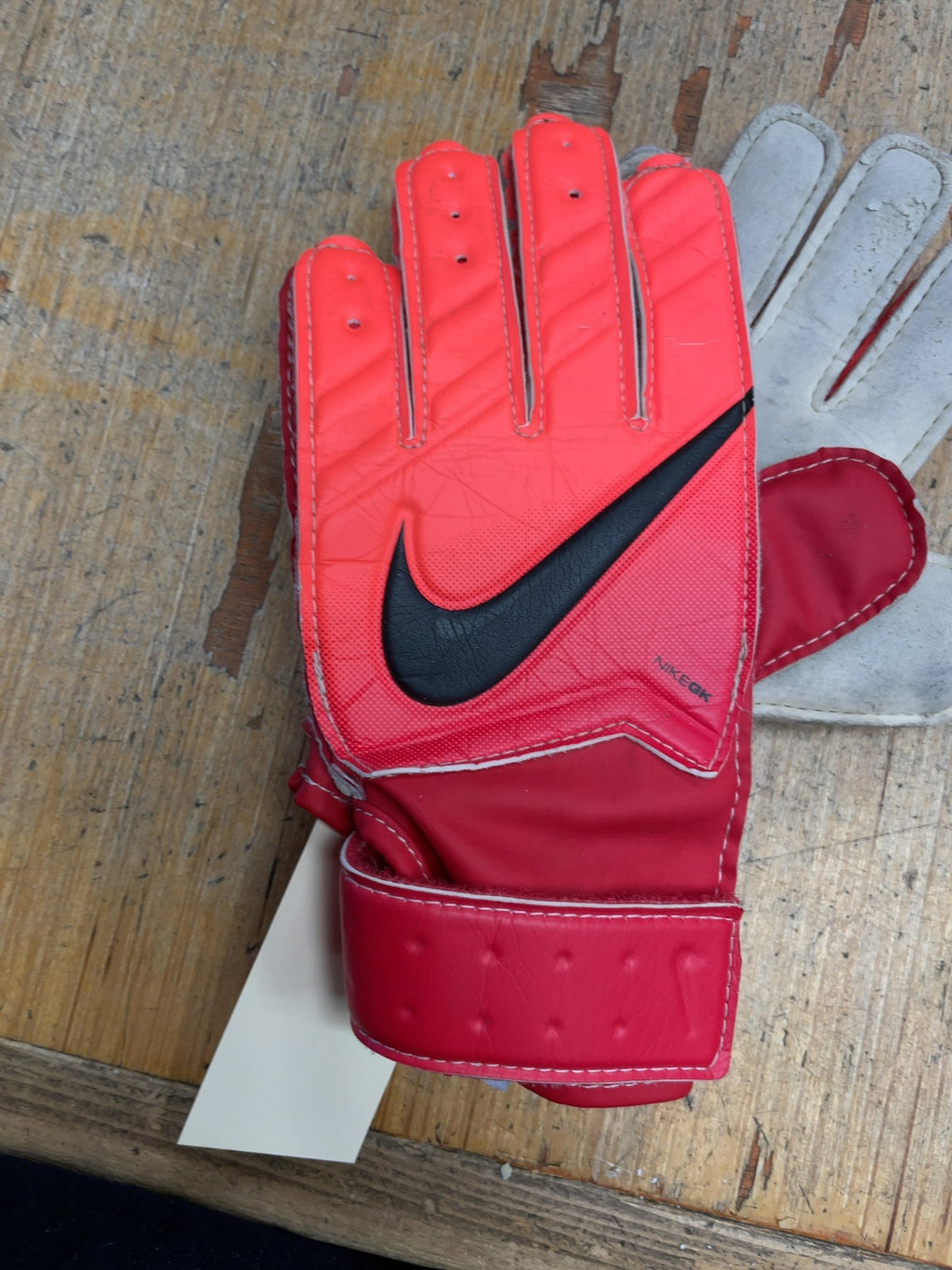 Nike GK Size 5 Soccer Goalkeeper Gloves