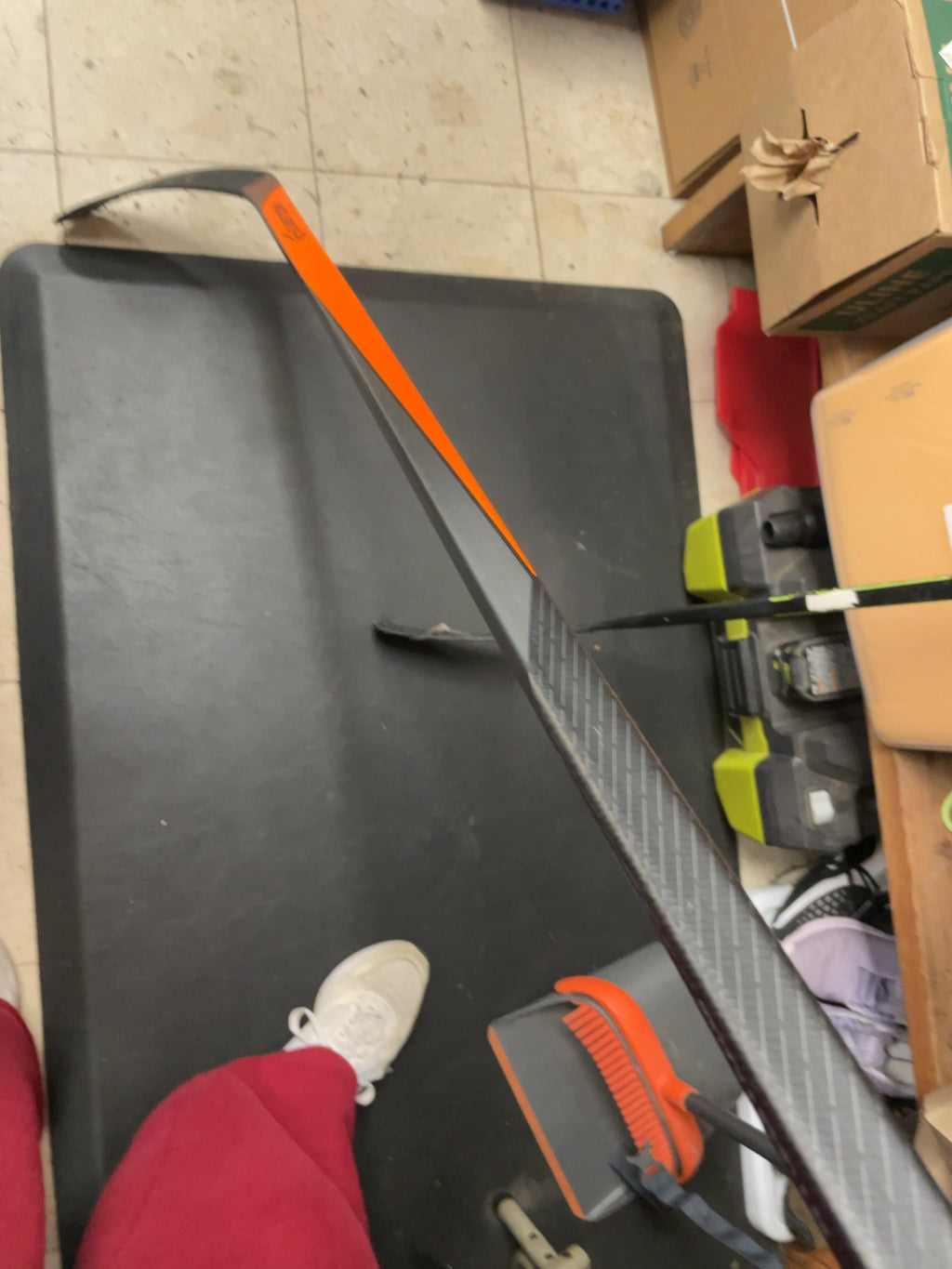 Easton Velocity V9E Flex 100 E3 Lie 5.5 Senior Ice Hockey Stick