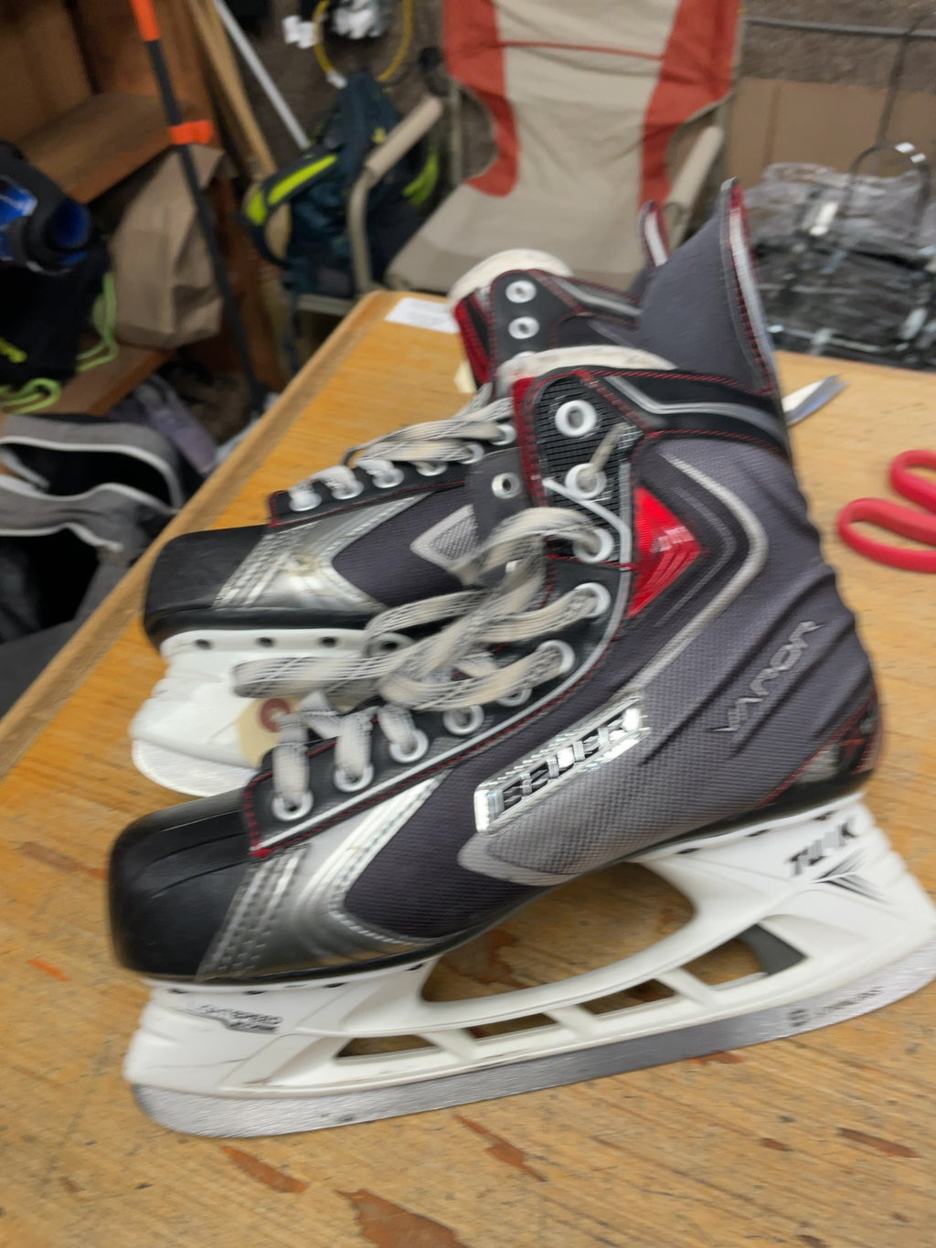 Bauer Vapor X60 Size 9 Hockey Skates