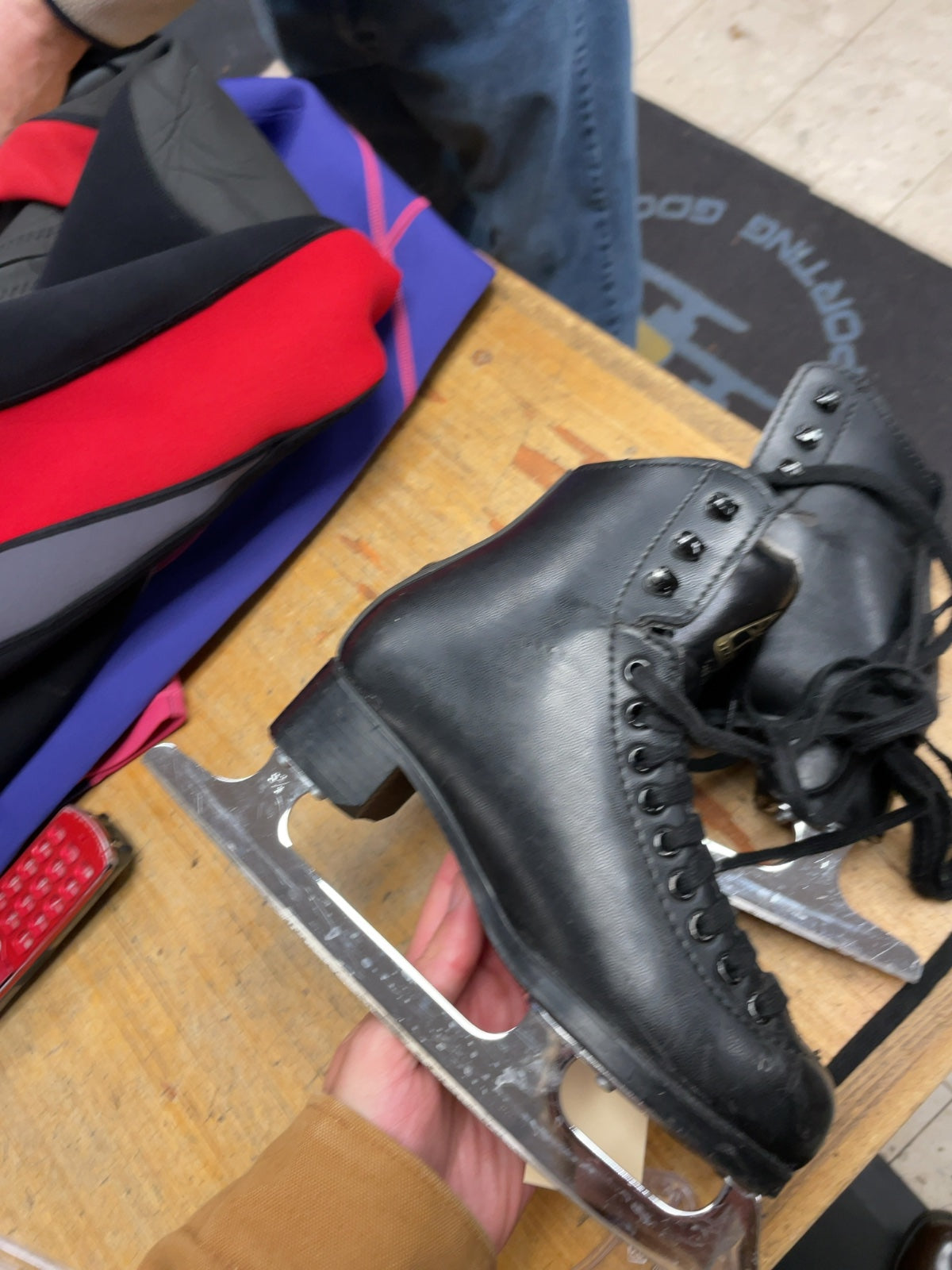 Jackson Excel Size 1 Figure Skates Black