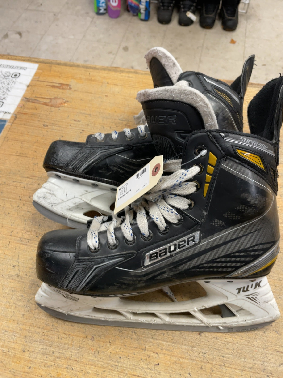 Bauer Supreme TX Size 8 Ice Hockey Skates