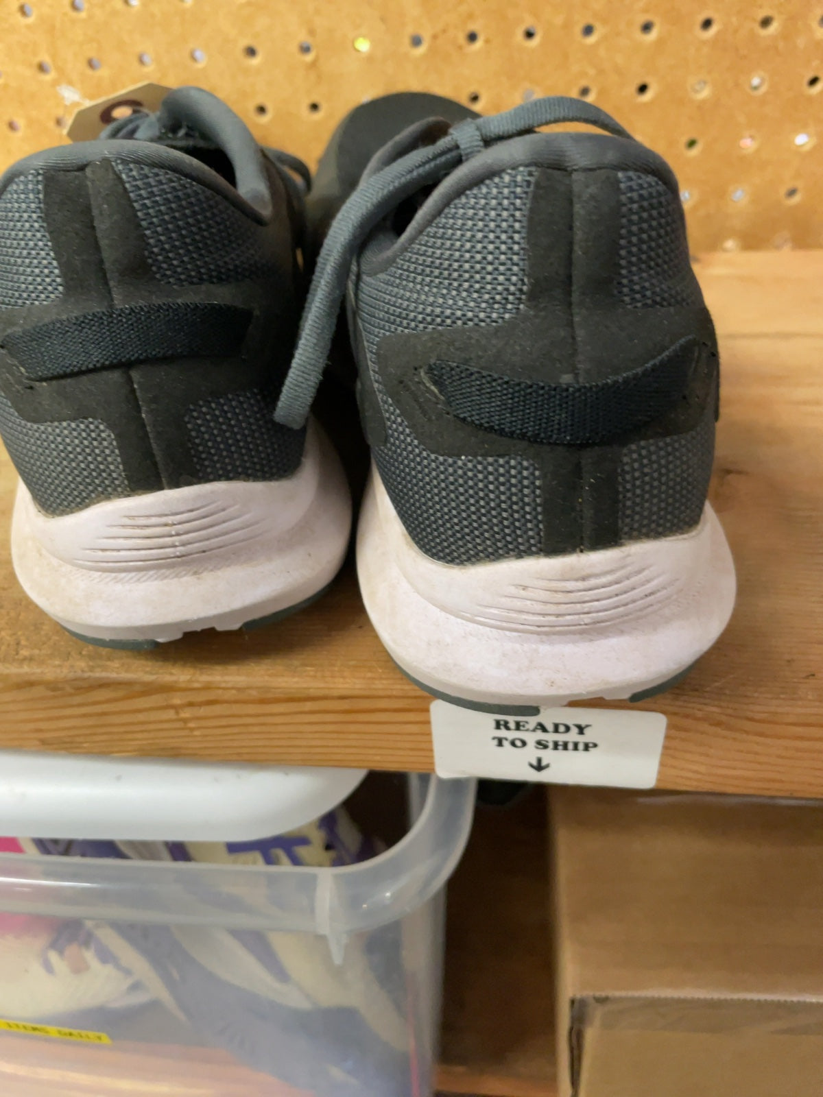 Saucony Axon Size 11.5 Running Shoes