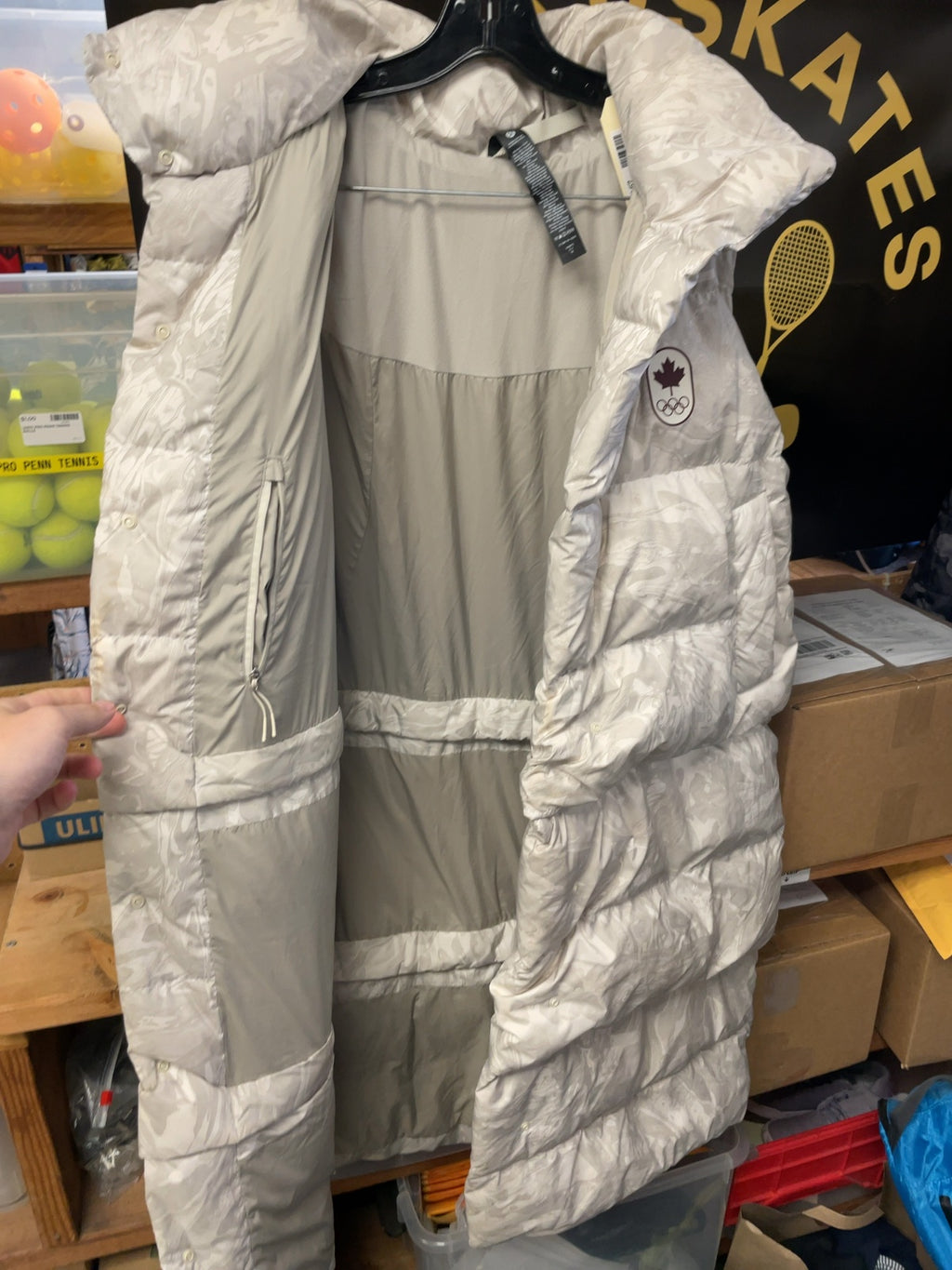 Lululemon Team Canada Long Puffer Vest Size 8