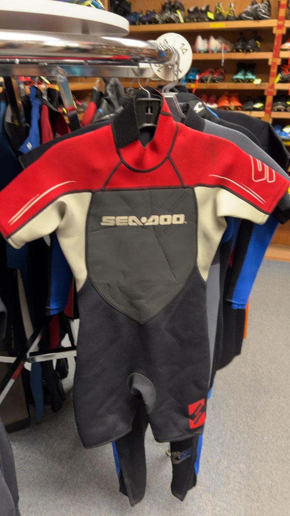 Seadoo Junior Size 12 Ultra Flex Shorty Wetsuit